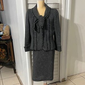 Ellen Tracy Charcoal Gray Knit Skirt Suit with Bow Neck